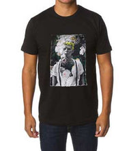 DAVID BOWIE Portrait  Art to Wear T-shirt  on Flowers background PAINTED 3d - QuorArtisticTshirts