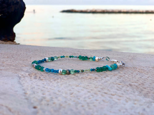 Dainty Emerald Bracelet - May Birthstone Bracelet - Calming vibes Bracelet - Emerald Turquoise Bracelet - Howlite Blue Apatite Sea Lover Bracelet - QuorArtisticTshirts