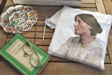 VIRGINIA WOOLF T-shirt Painted Literary Tshirt - QuorArtisticTshirts